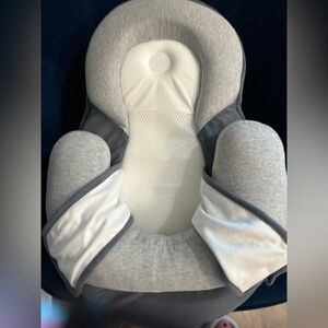 Anti reflux elevated lounger